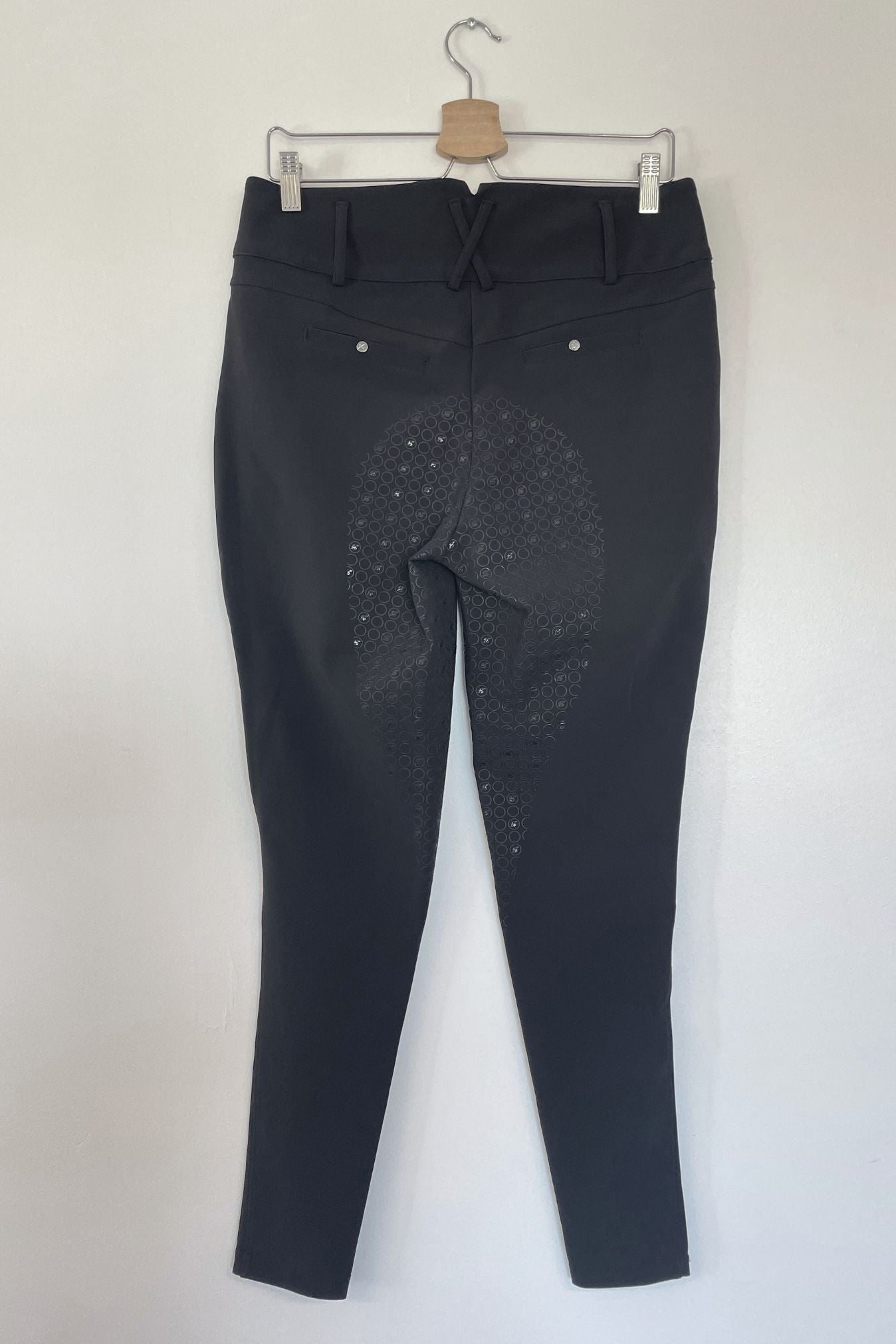 Pre💚 - M, Full grip, Condition 3/3